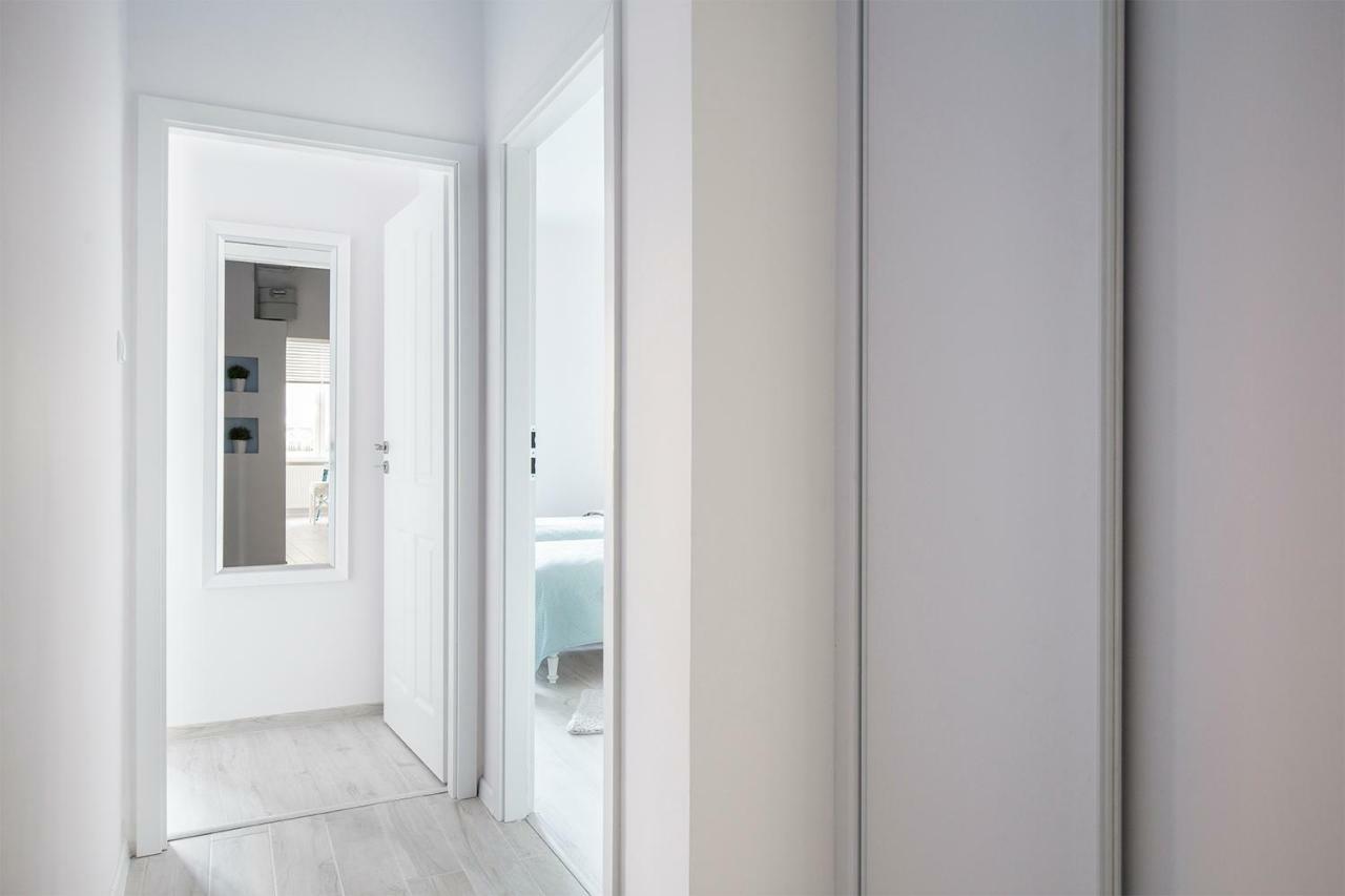 Apartament Blekitny | Chill And The City Apartments グダニスク エクステリア 写真