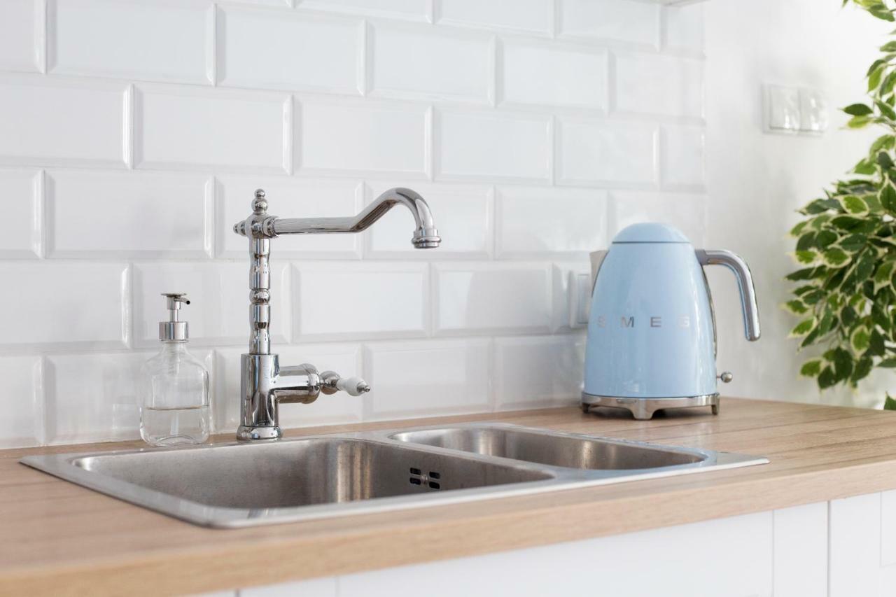 Apartament Blekitny | Chill And The City Apartments グダニスク エクステリア 写真