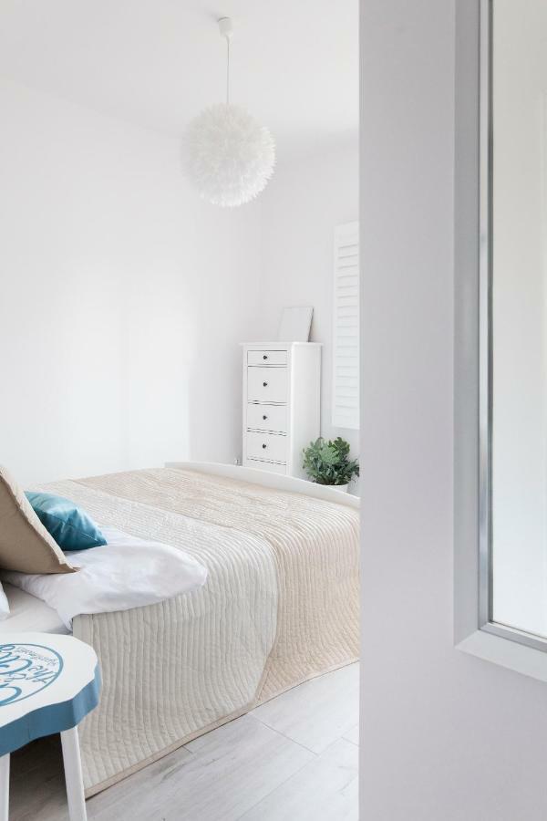 Apartament Blekitny | Chill And The City Apartments グダニスク エクステリア 写真